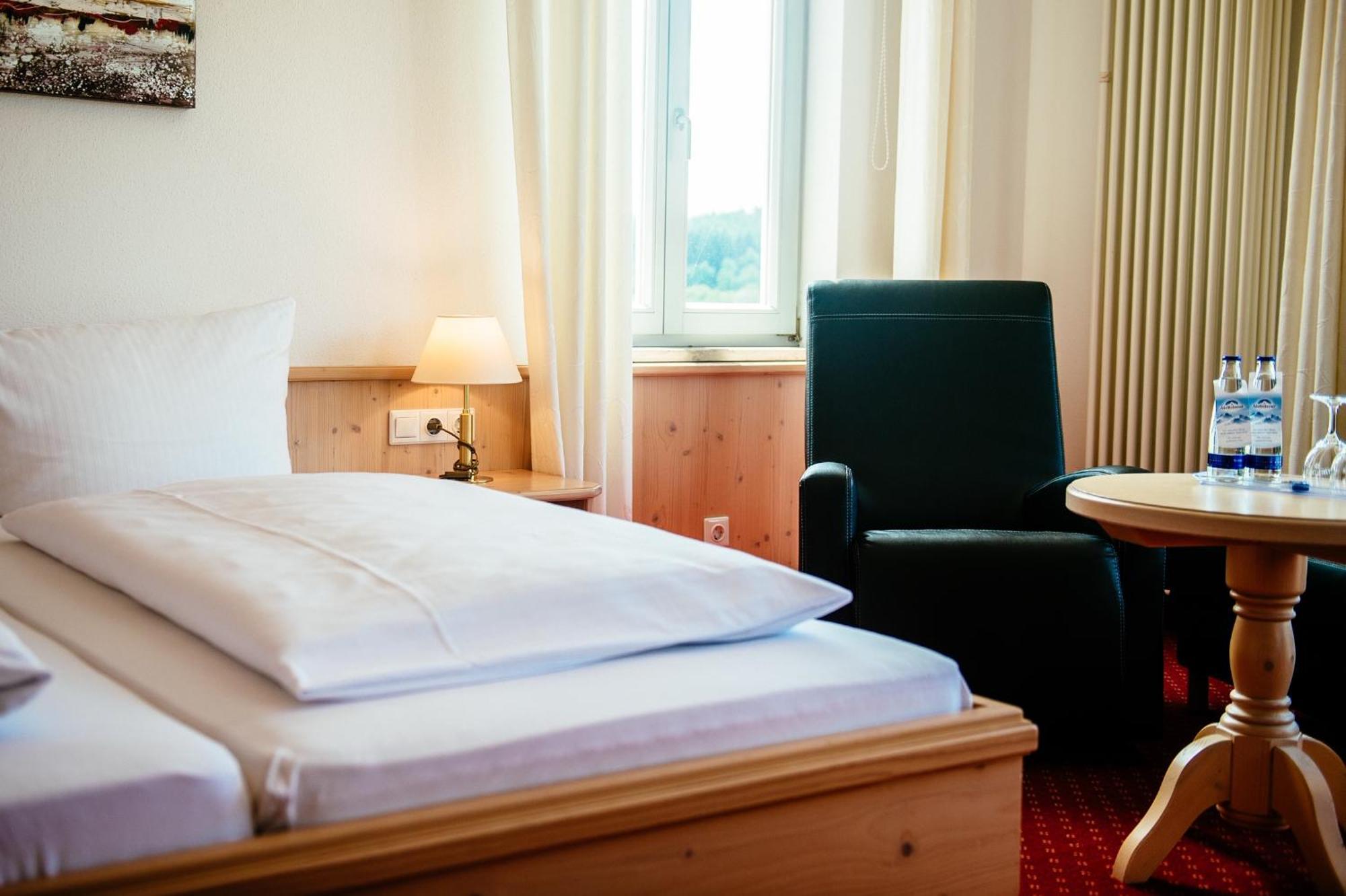 Deutenhof Hotel, Restaurant & Veranstaltung Bad Abbach Kültér fotó